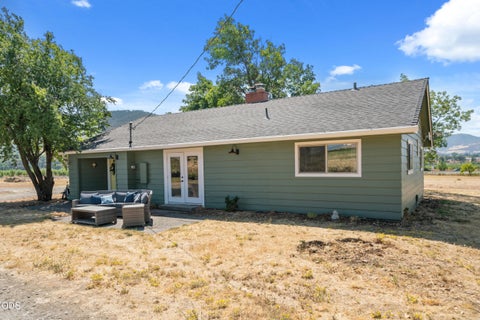 Tiny photo for 728 W Valley View RD, Ashland, OR 97520 (MLS # 220227392)