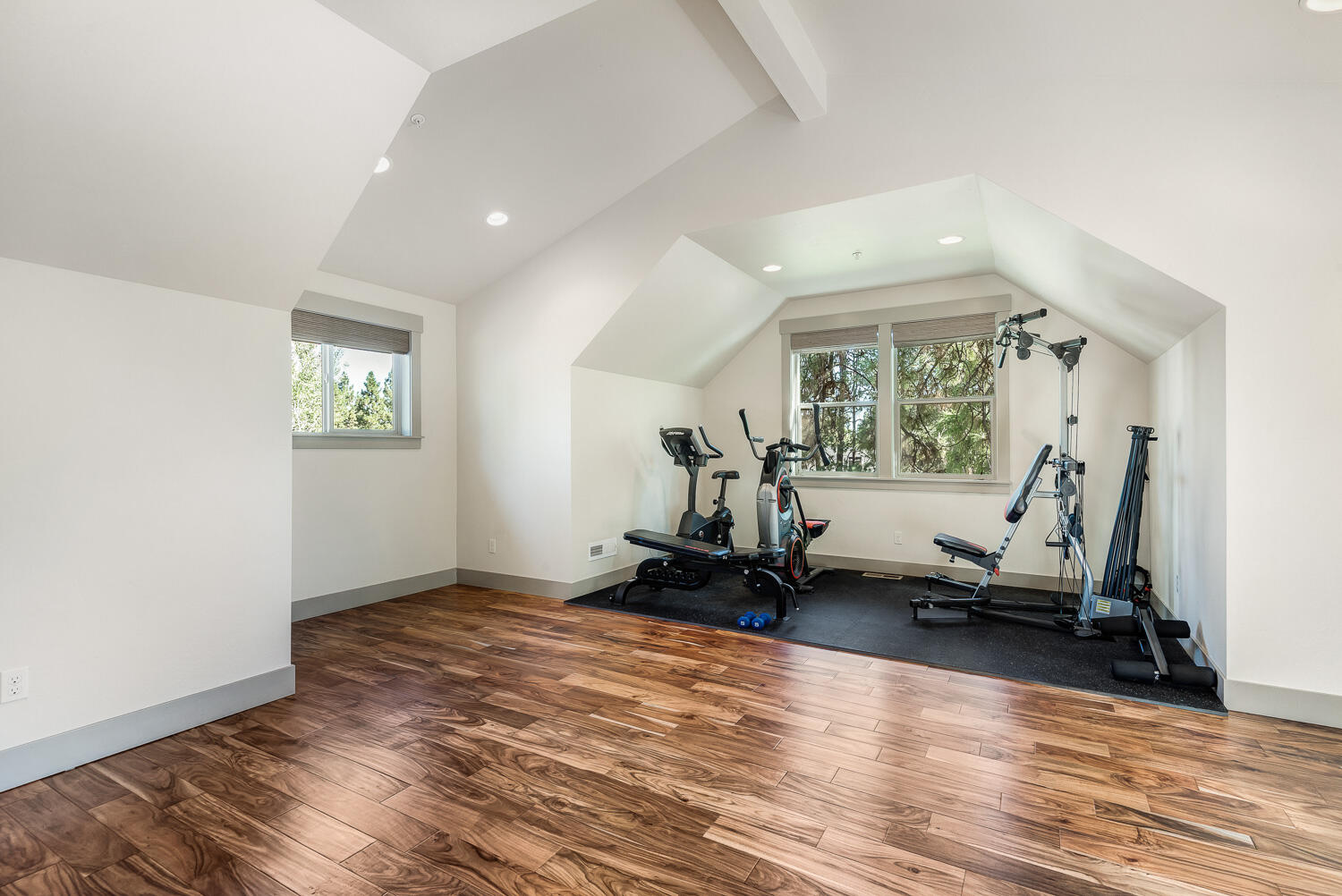 Deschutes Pointe - Residential