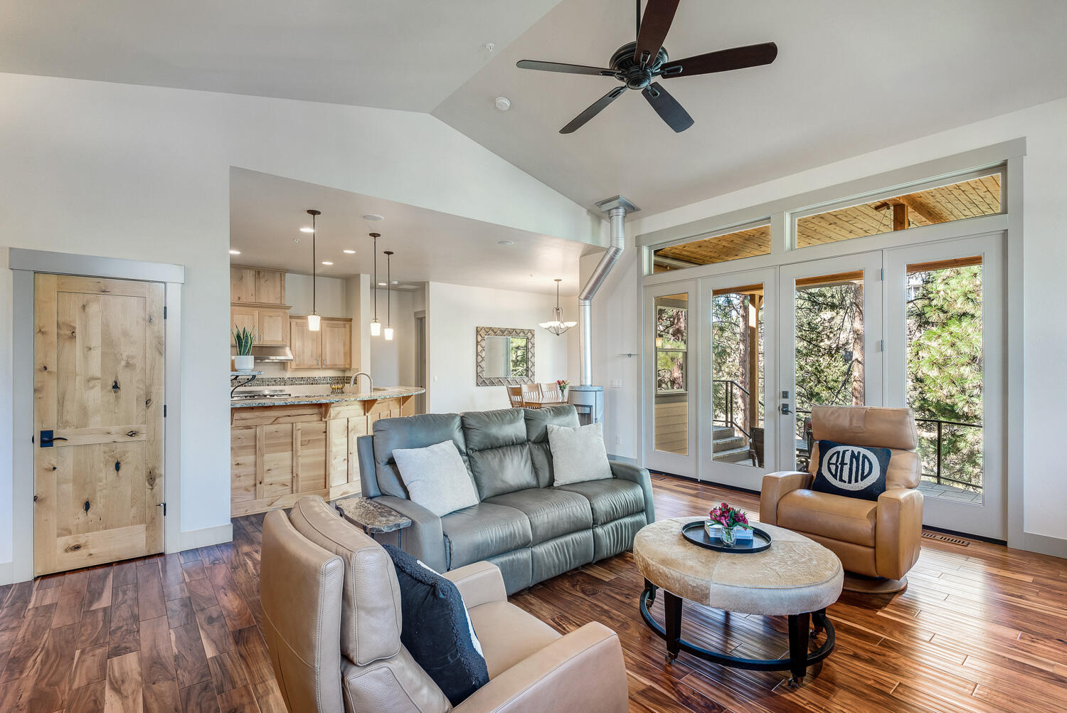 Deschutes Pointe - Residential