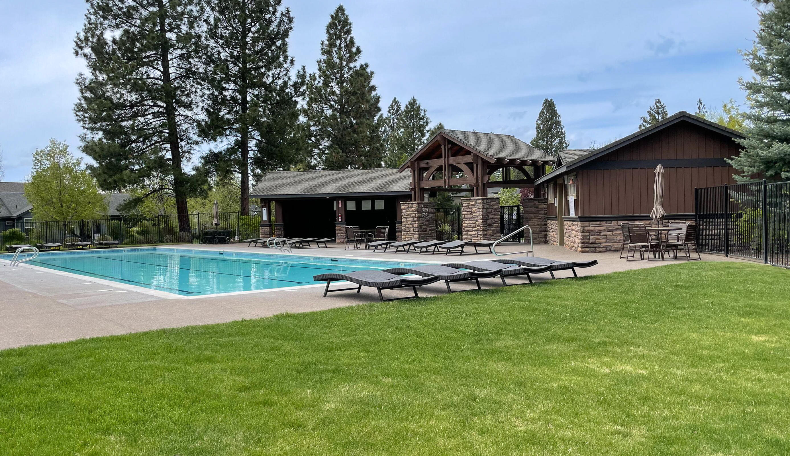 Parks At Broken Top - Residential