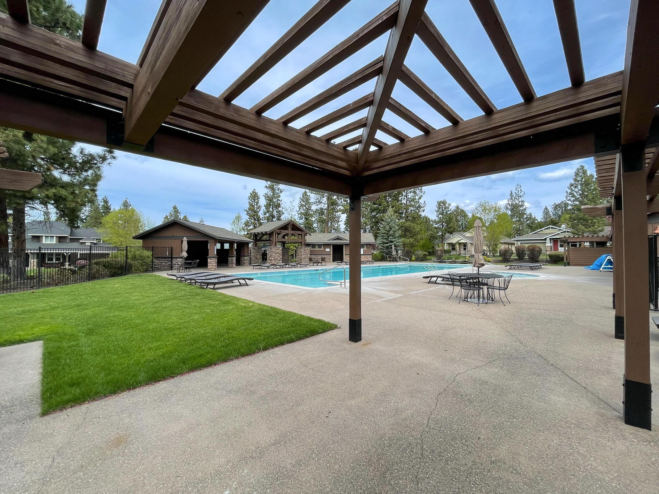 Parks At Broken Top - Residential