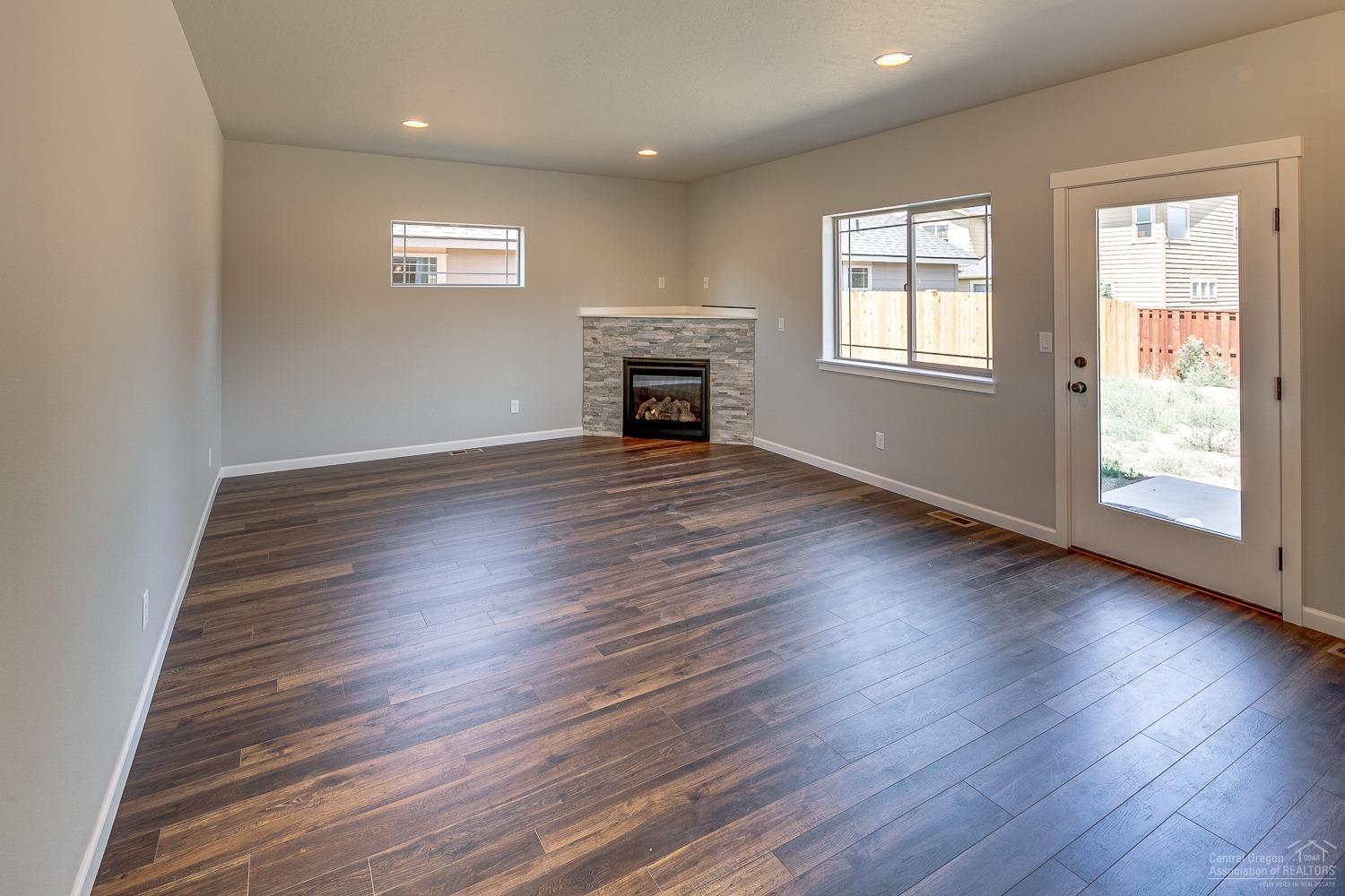 Fieldstone Crossing - Residential