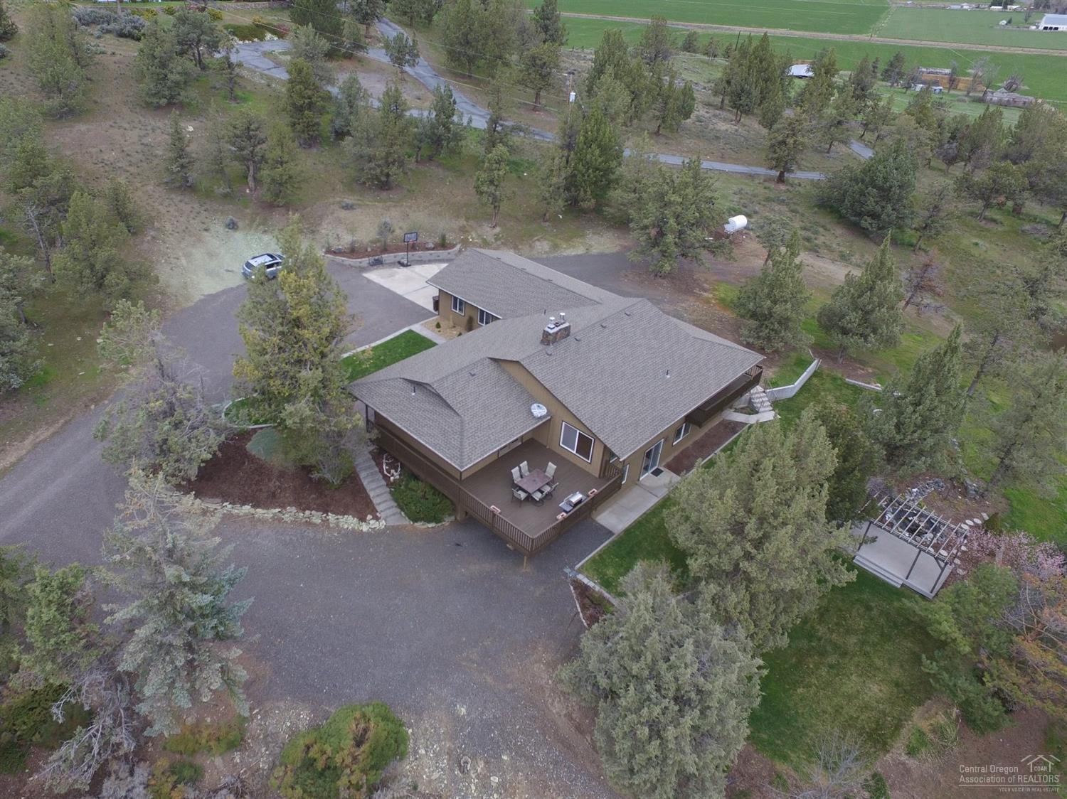 Knob Hill - Residential