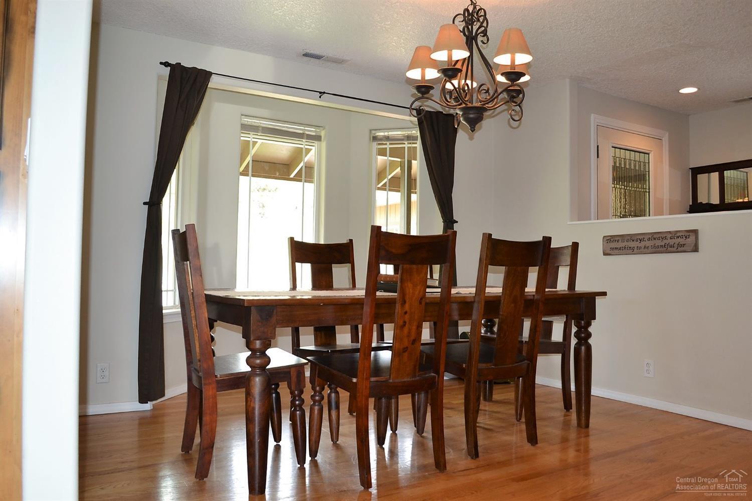 Knob Hill - Residential