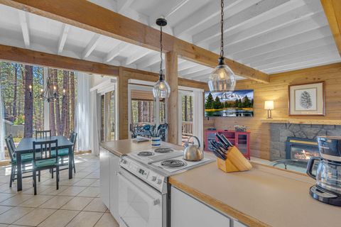 Tiny photo for 17825 Pine Mountain Lane #13, Sunriver, OR 97707 (MLS # 220213606)