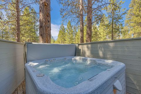 Tiny photo for 17825 Pine Mountain Lane #13, Sunriver, OR 97707 (MLS # 220213606)