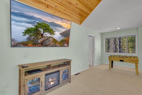 Tiny photo for 17825 Pine Mountain Lane #13, Sunriver, OR 97707 (MLS # 220213606)