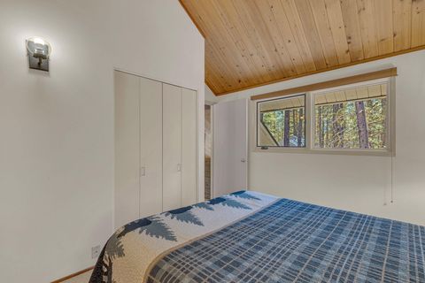 Tiny photo for 17825 Pine Mountain Lane #13, Sunriver, OR 97707 (MLS # 220213606)