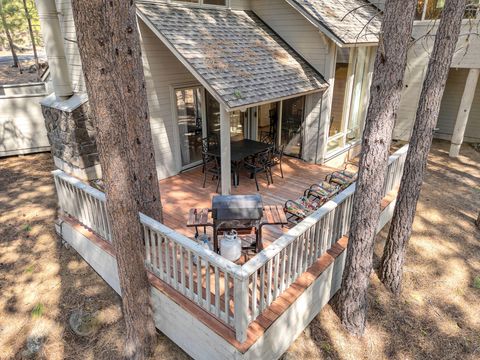 Tiny photo for 17825 Pine Mountain Lane #13, Sunriver, OR 97707 (MLS # 220213606)