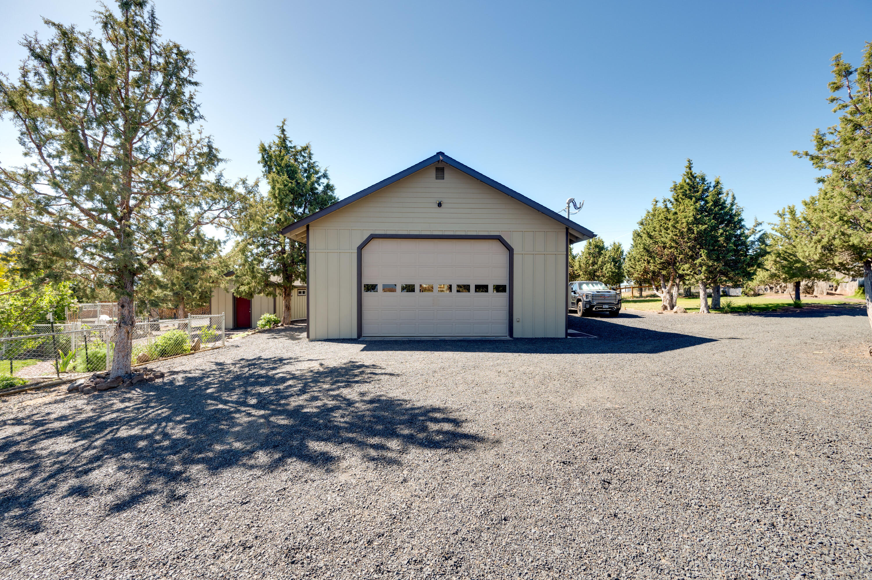 Happy Trails - Residential