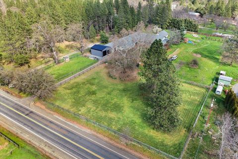 Tiny photo for 9011 Monument Drive, Grants Pass, OR 97526 (MLS # 220217300)