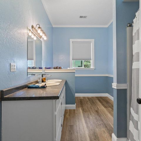 Tiny photo for 9011 Monument Drive, Grants Pass, OR 97526 (MLS # 220217300)