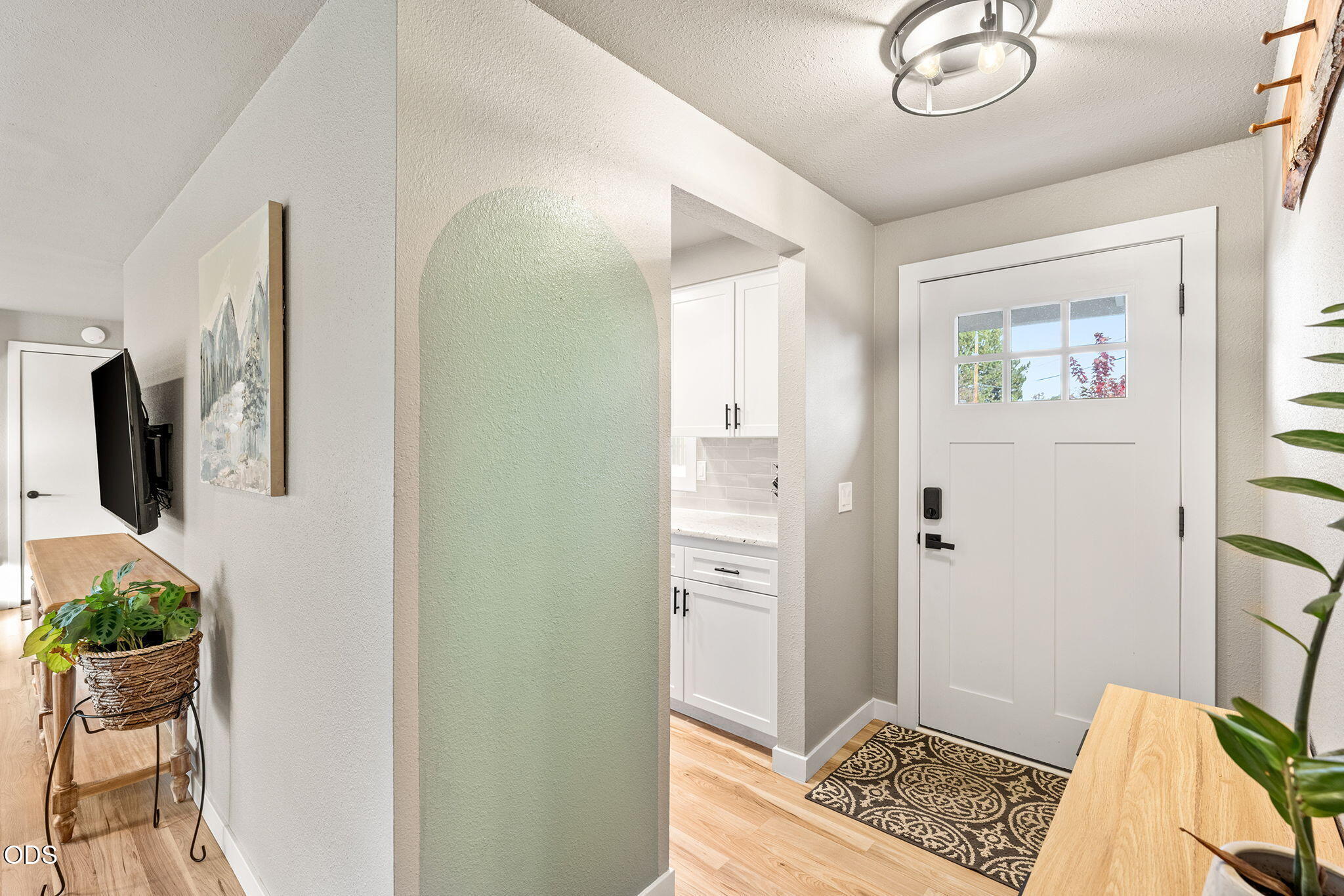 400 SW 32nd Court