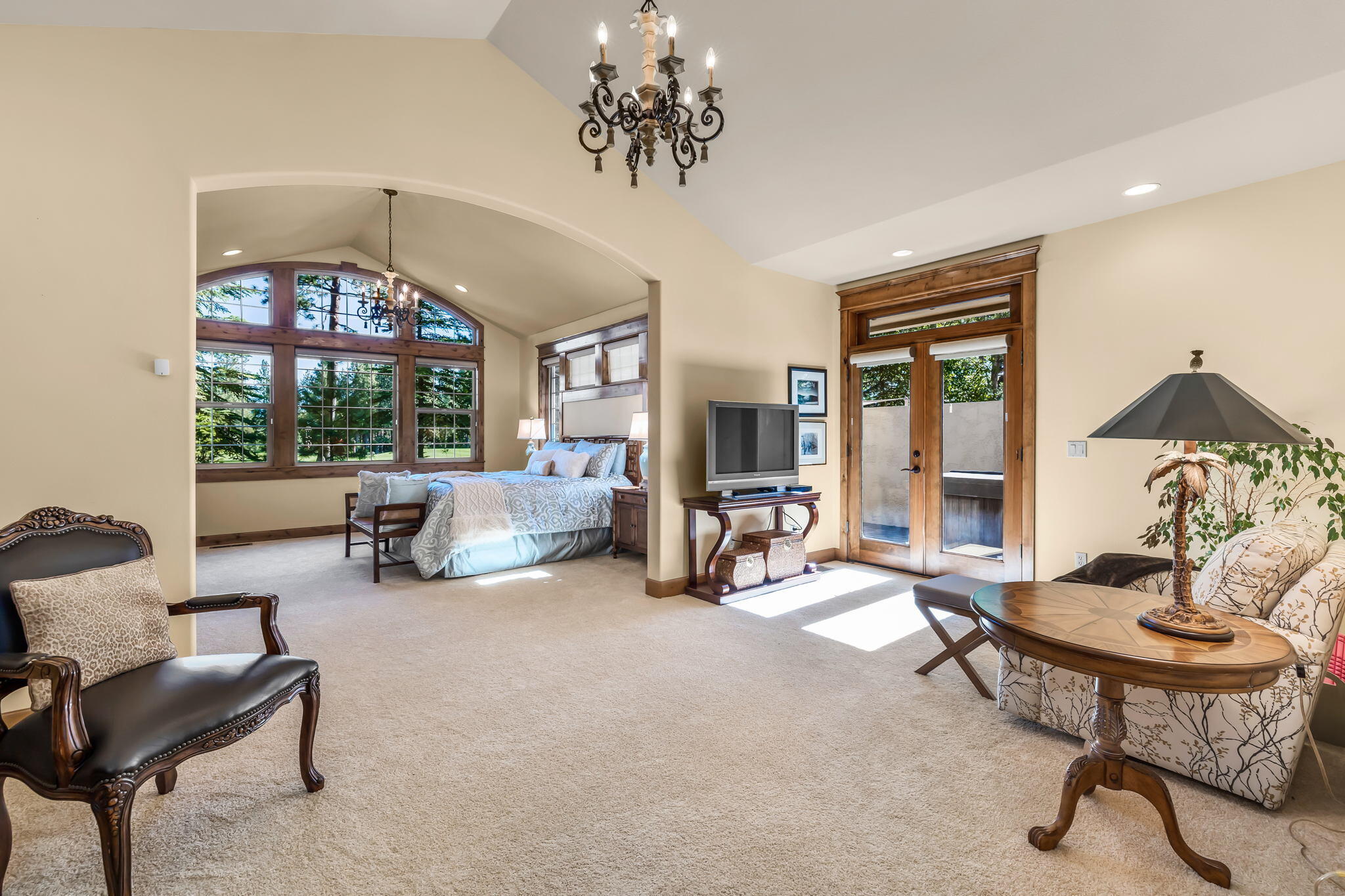 Broken Top - Residential