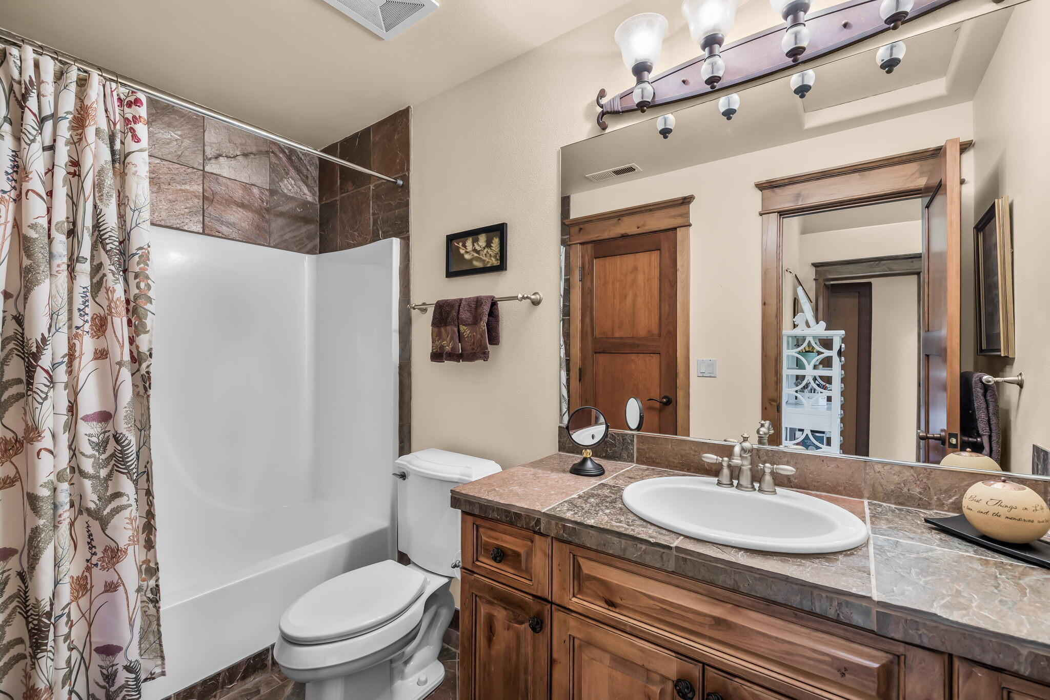 Broken Top - Residential