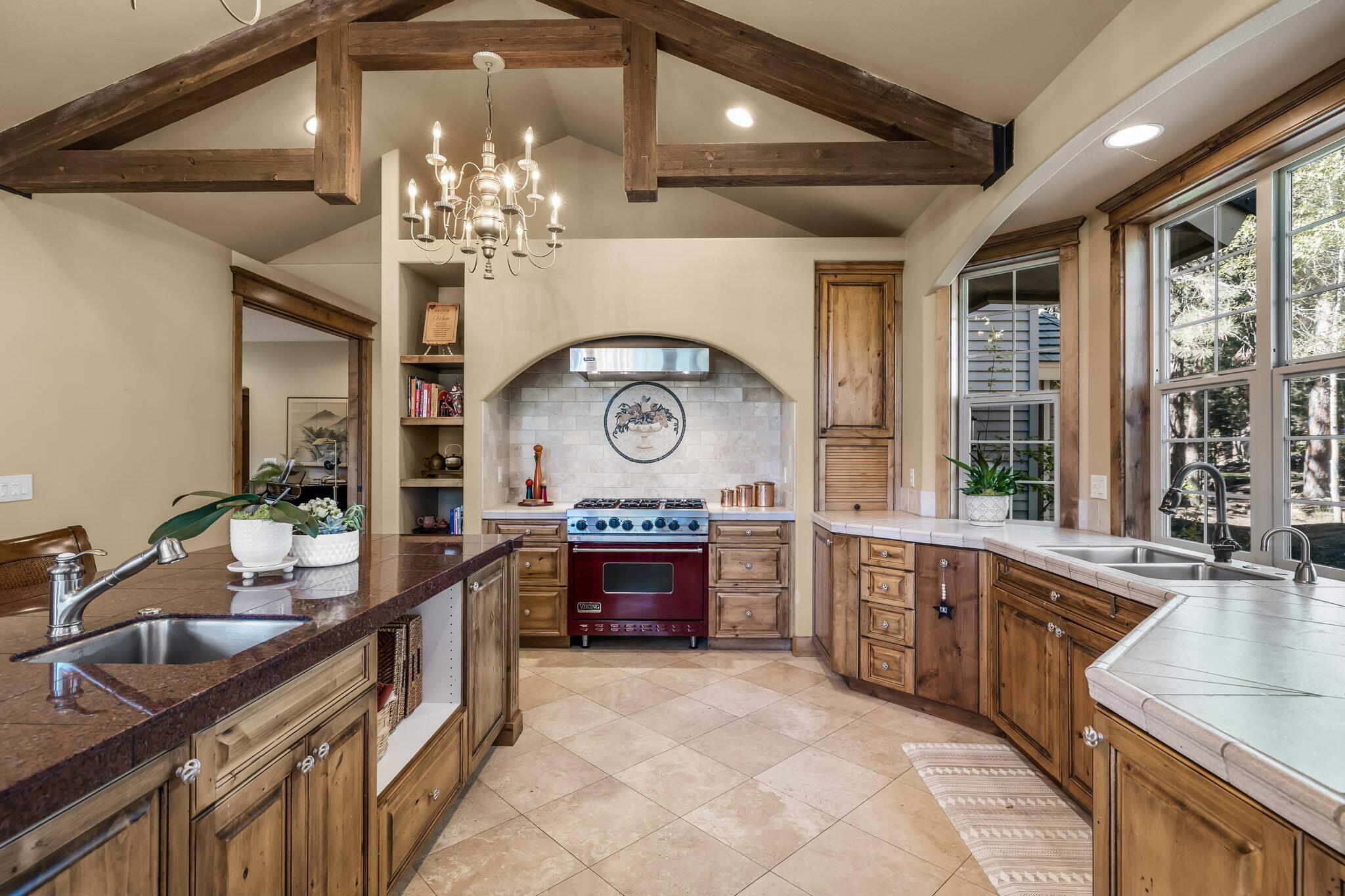 Broken Top - Residential