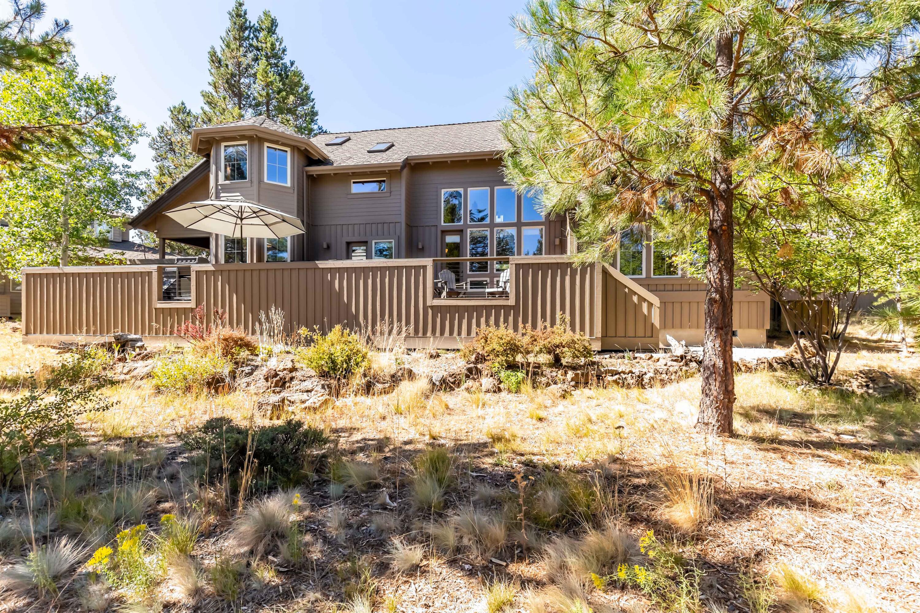 Fairway Crest Village - Residential