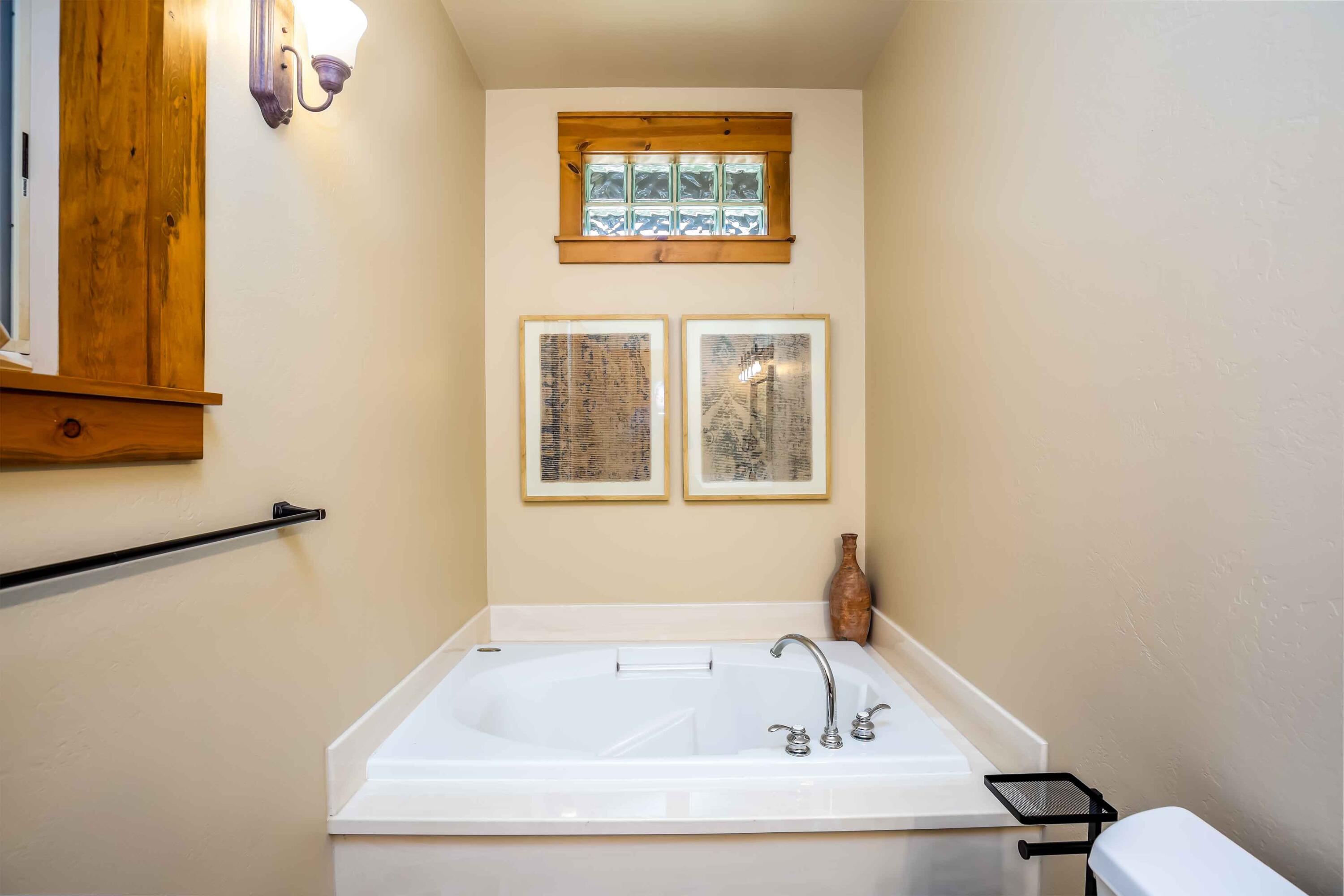 Fairway Crest Village - Residential