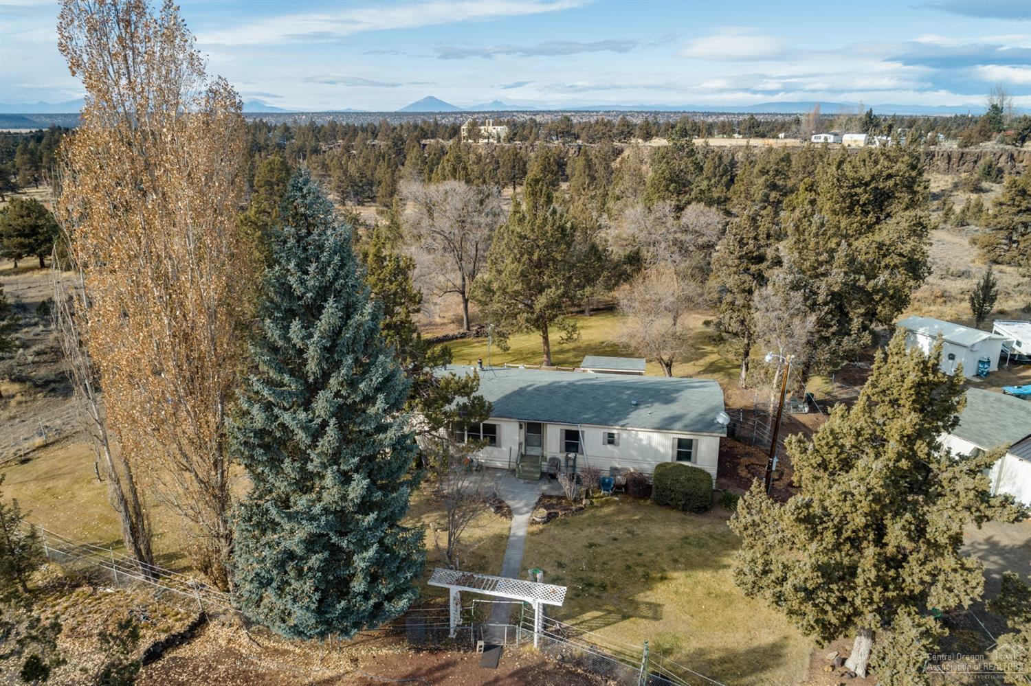 Tetherow Crossing - Residential