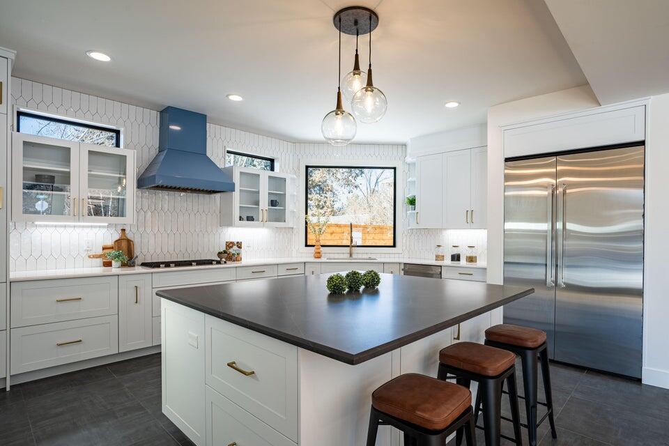 1st Addition Bend Pk - Residential