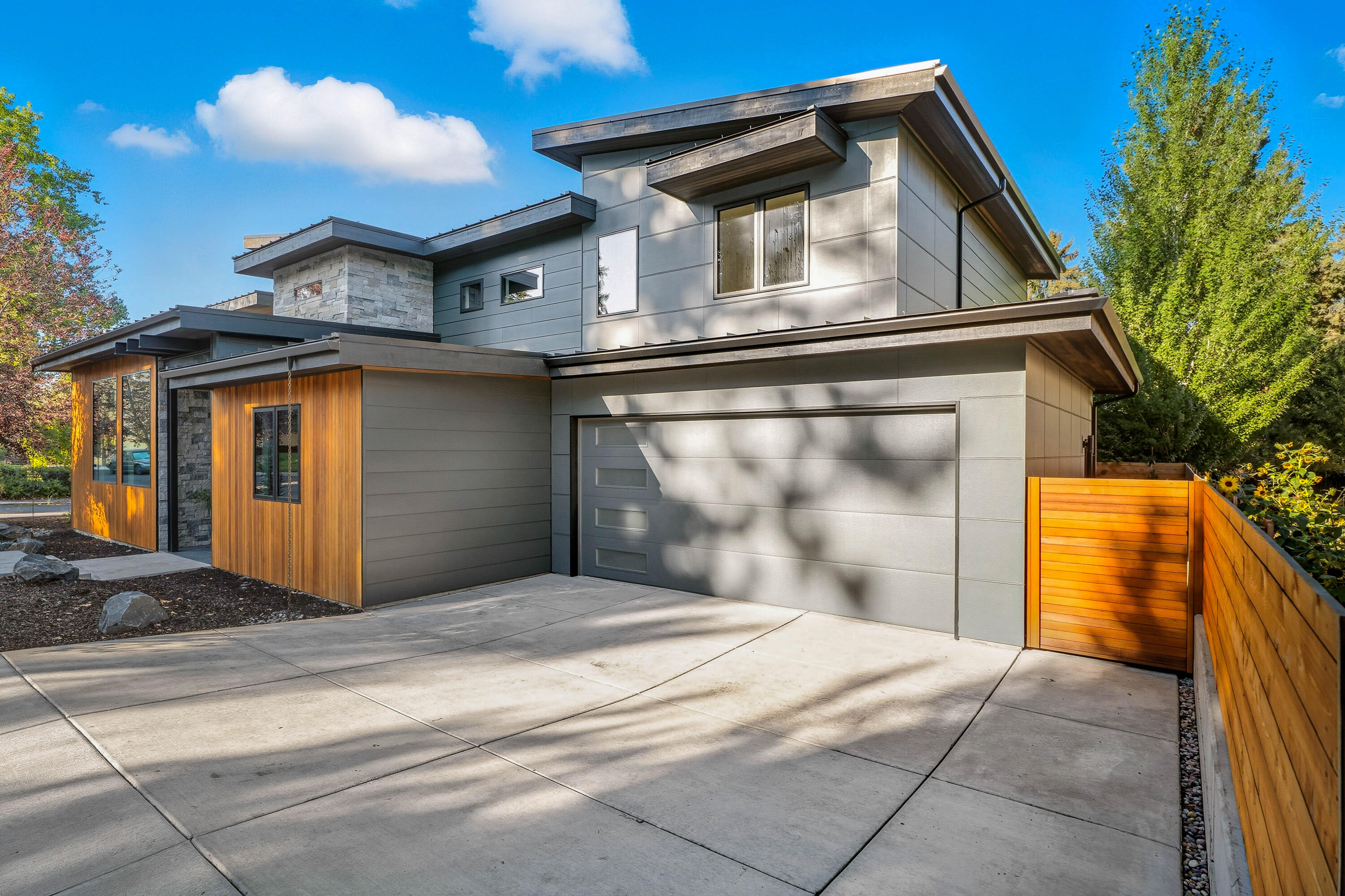 1st Addition Bend Pk - Residential