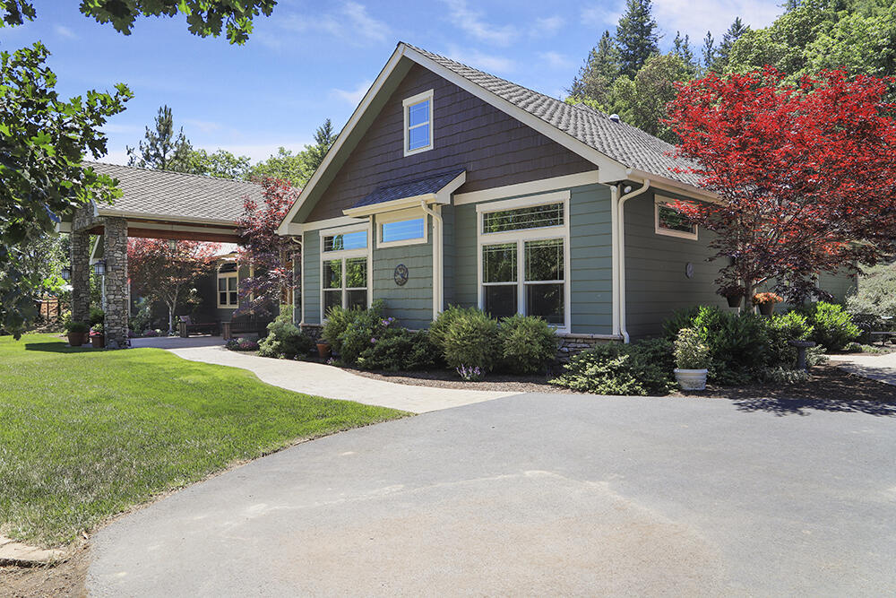 Falcon Ridge Estates - Residential