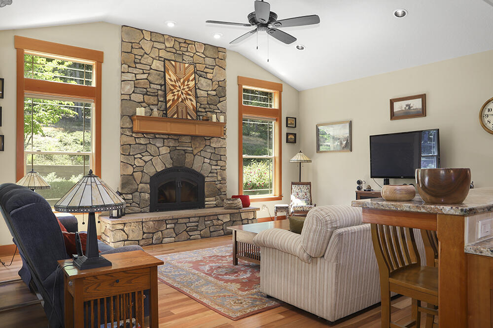 Falcon Ridge Estates - Residential