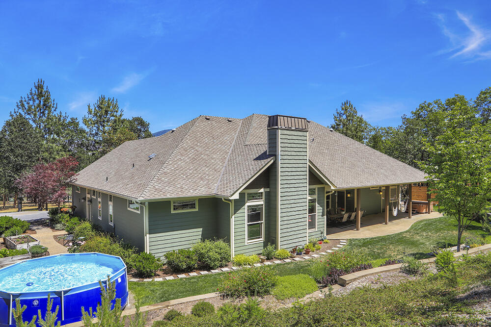 Falcon Ridge Estates - Residential