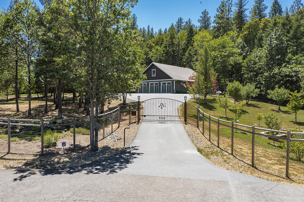 Falcon Ridge Estates - Residential