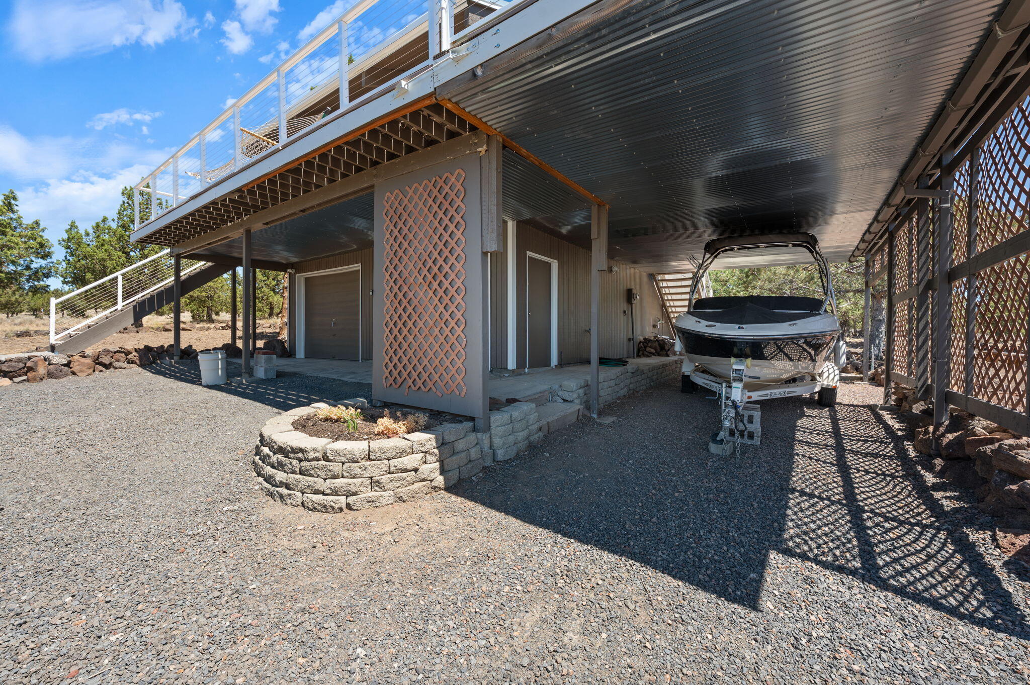 Round Butte - Residential