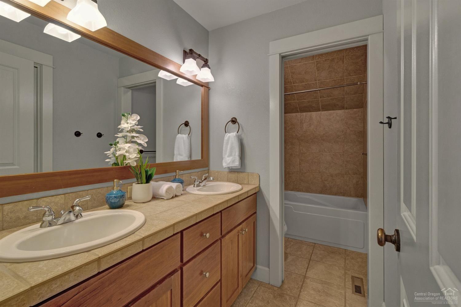 Awbrey Butte - Residential