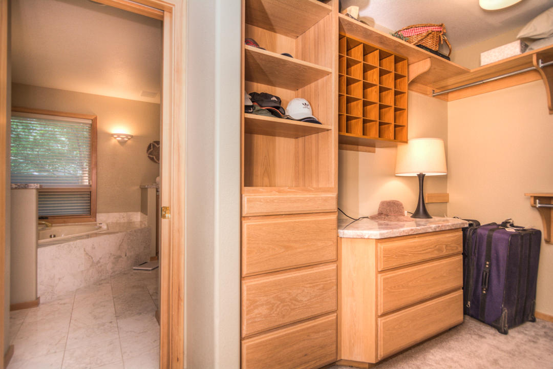 Fairway Crest Village - Residential