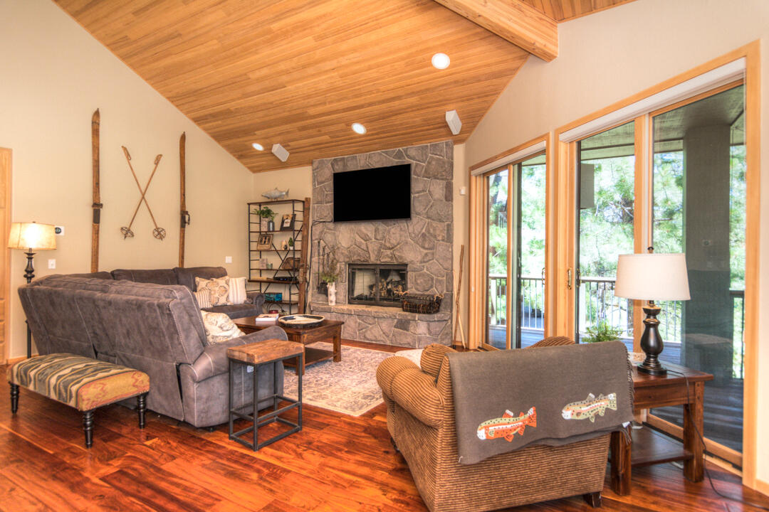 Fairway Crest Village - Residential