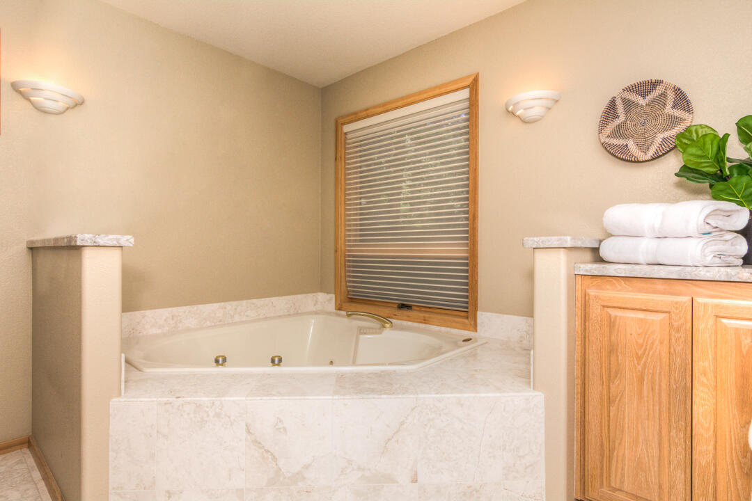 Fairway Crest Village - Residential