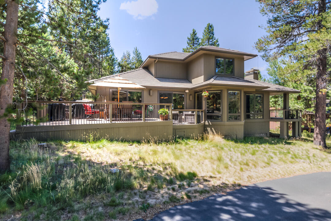 Fairway Crest Village - Residential