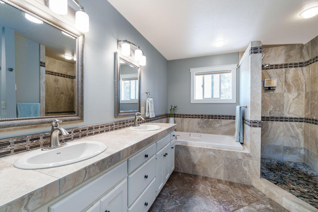 Woodside Ranch - Residential