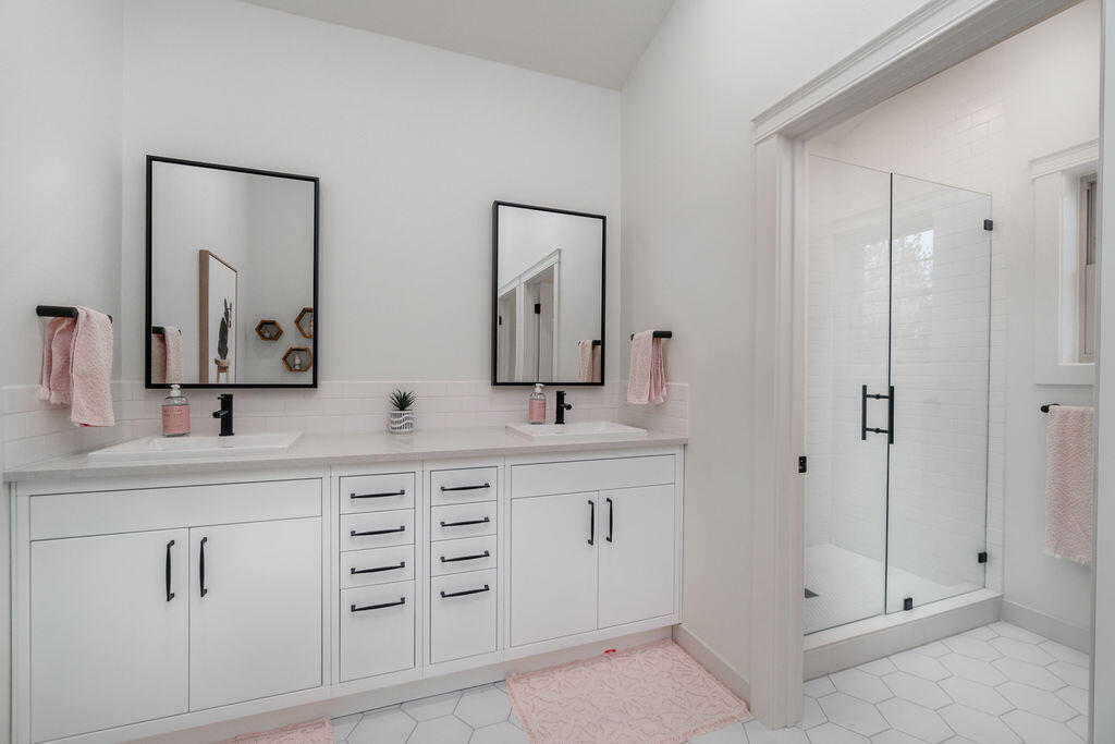 Woodside Ranch - Residential