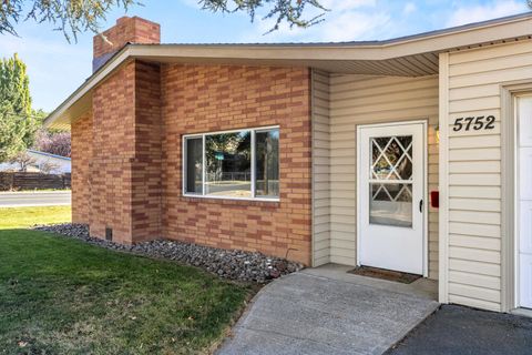 Tiny photo for 5752 Denver Avenue, Klamath Falls, OR 97603 (MLS # 220211188)
