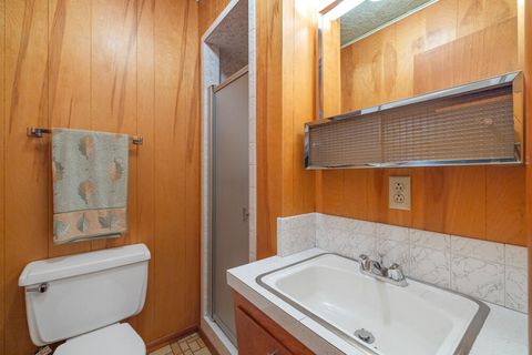 Tiny photo for 5752 Denver Avenue, Klamath Falls, OR 97603 (MLS # 220211188)