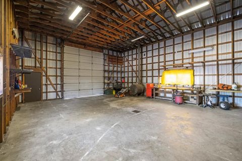 Tiny photo for 5752 Denver Avenue, Klamath Falls, OR 97603 (MLS # 220211188)