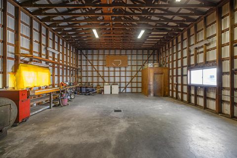 Tiny photo for 5752 Denver Avenue, Klamath Falls, OR 97603 (MLS # 220211188)