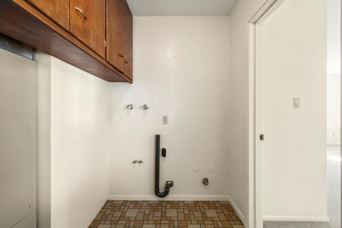 Tiny photo for 5752 Denver Avenue, Klamath Falls, OR 97603 (MLS # 220211188)