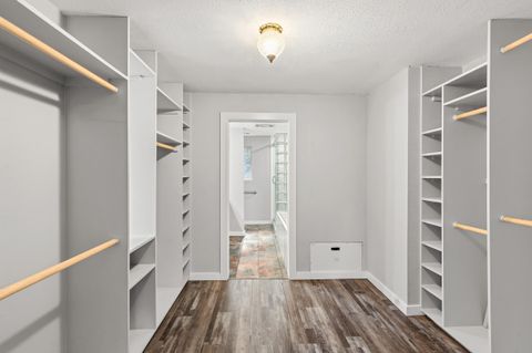 Tiny photo for 304 Woodlake Drive, Grants Pass, OR 97527 (MLS # 220215682)