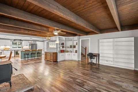 Tiny photo for 304 Woodlake Drive, Grants Pass, OR 97527 (MLS # 220215682)