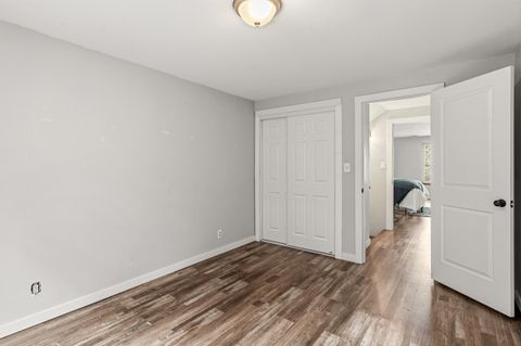 Tiny photo for 304 Woodlake Drive, Grants Pass, OR 97527 (MLS # 220215682)