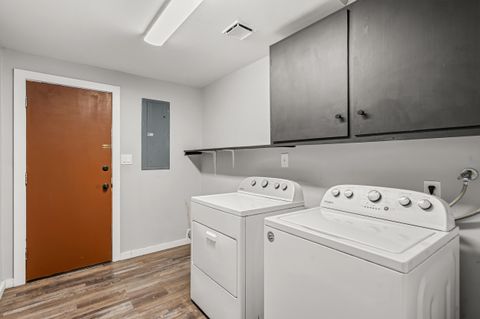 Tiny photo for 304 Woodlake Drive, Grants Pass, OR 97527 (MLS # 220215682)