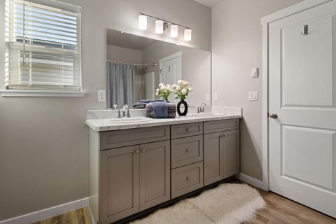 Tiny photo for 51215 Riley Lane, La Pine, OR 97739 (MLS # 220215046)