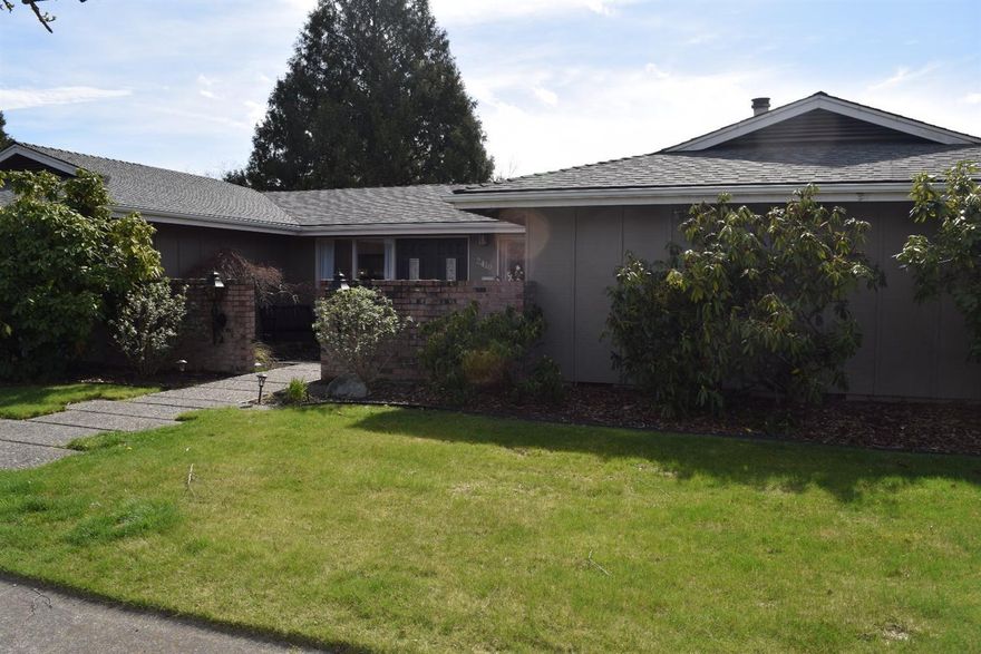 Classic Medford home - perfectly located in the heart of a wonderful E. Medford neighborhood on a quiet street just a short distance away from Asante Medical Center. This spacious ranch style home boasts a split floor plan including 3 bedrooms & 2 bathrooms plus an amazing well appointed office featuring double doors leading out to the foyer. The kitchen features granite counters, and one of the most unique custom built spacious pantries you will ever see. There is a formal dining room along with a casual eating area and lots of beeder board throughout this comfortable home adding... tons of character & country charm. The laundry room is large and conveniently located indoors. There's lots of crown molding, and a wood burning fireplace for added charm in living room. Outside you'll find a gorgeous backyard with beautiful landscaping and a covered patio and a roomy storage shed. THIS HOME HAS IT ALL...come take a tour!