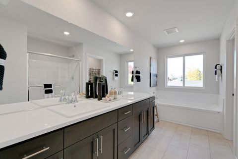 Tiny photo for 63210 NE Carly Lane #LOT 75, Bend, OR 97701 (MLS # 220215182)