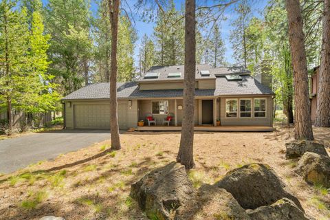 57308 Approach Lane 2 Sunriver OR 97707